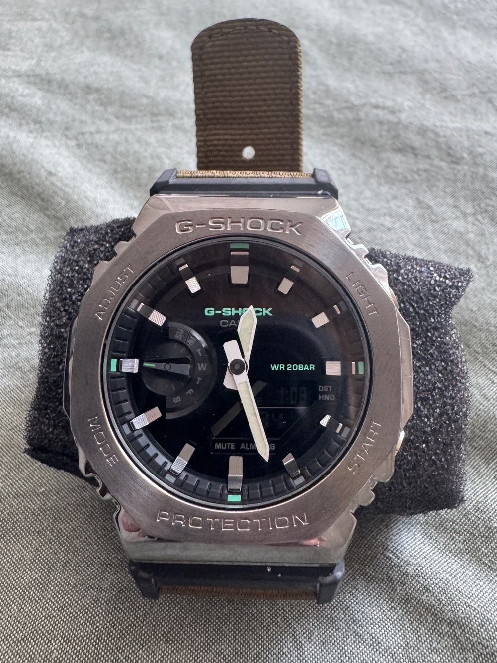 G-SHOCK GA-2100 “CasiOak” Analog-Digital Watch Brand New with Tags Never Worn